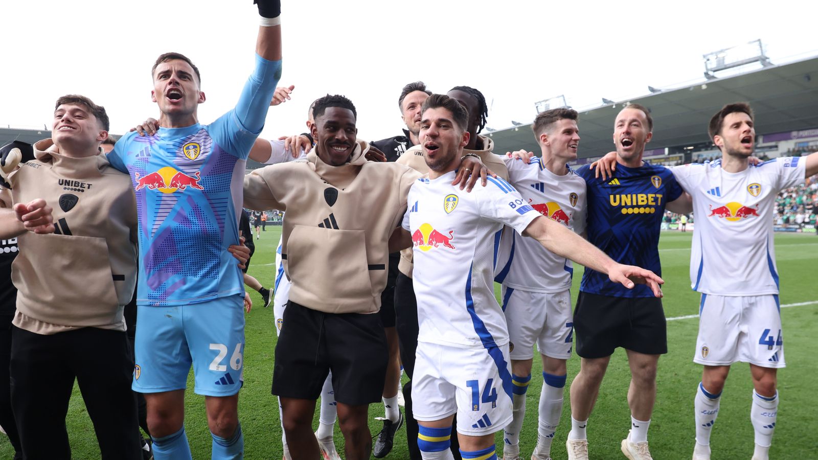 Championship highlights: Leeds CHAMPIONS; Bristol C & Coventry in play-offs  & Luton relegated | Football News | Sky Sports