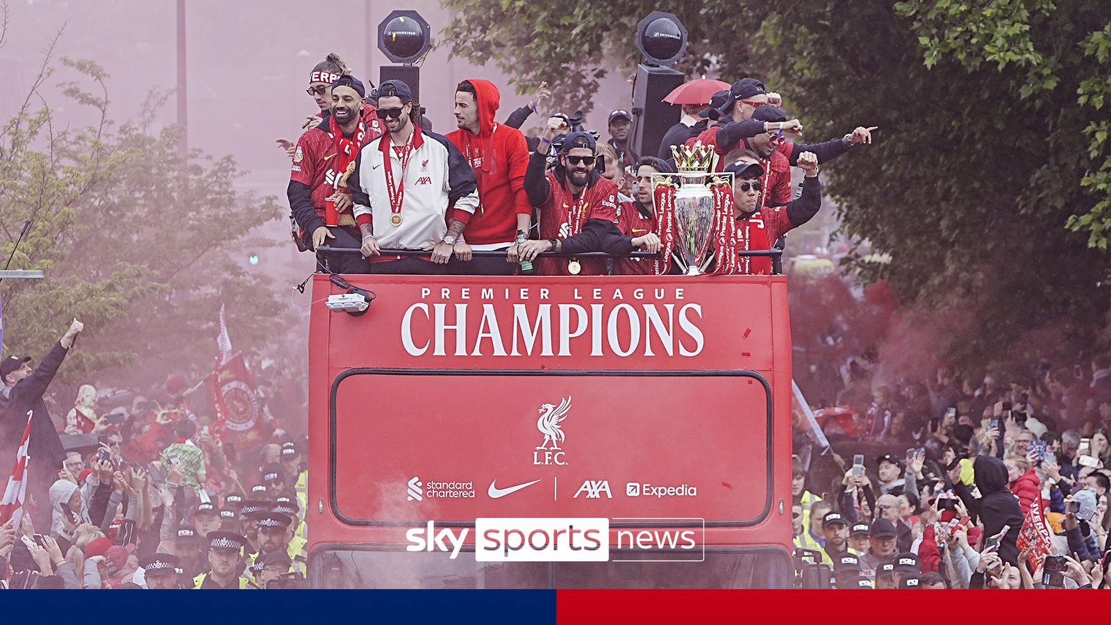 'Absolute scenes' | Fans fill streets of Liverpool to celebrate title!