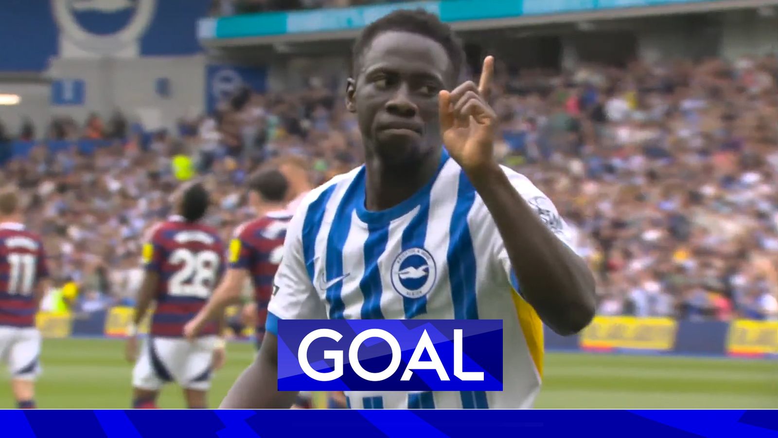 Minteh haunts Newcastle to give Brighton first-half lead!