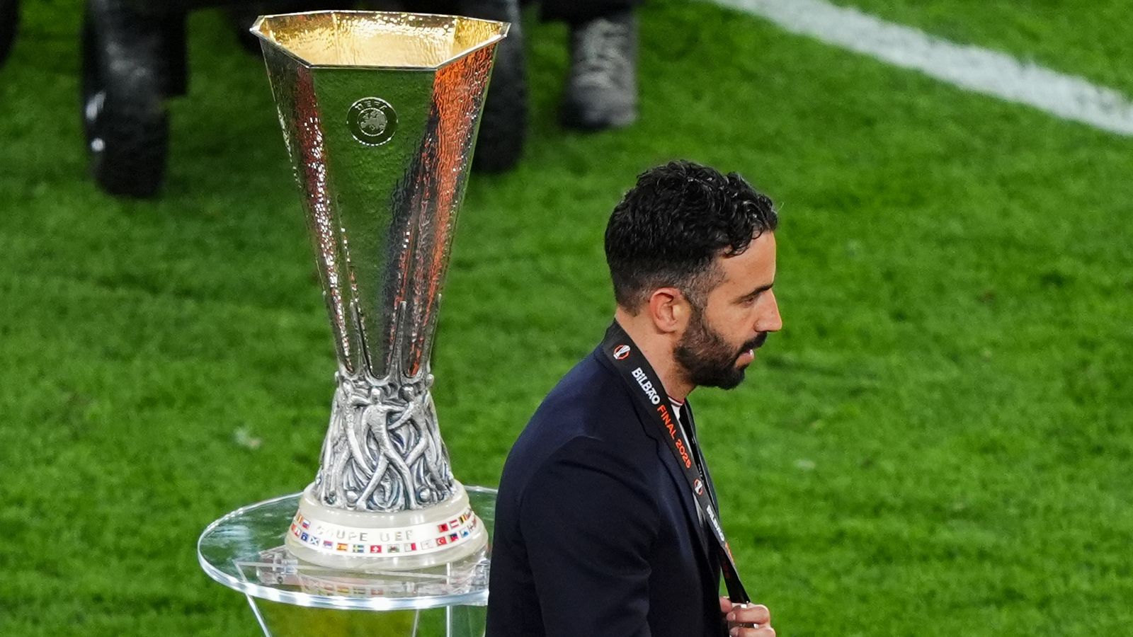 https://e0.365dm.com/25/05/1600x900/skysports-ruben-amorim-man-utd_6923696.jpg?20250521222455
