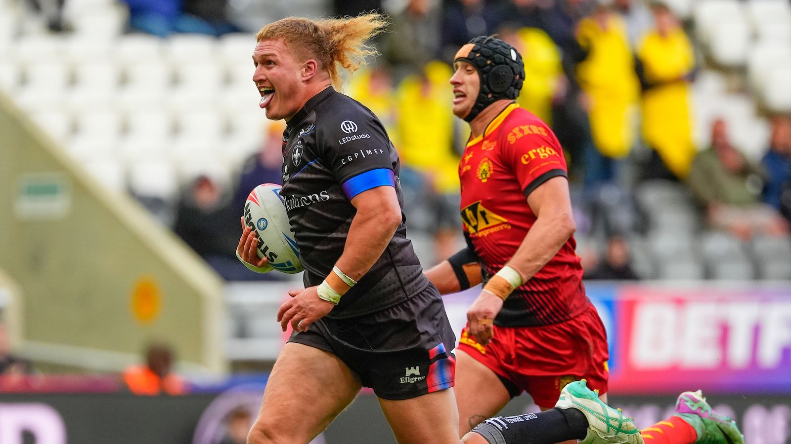 Magic Weekend talking points 2025: Wakefield Trinity make waves, refereeing questions and St Helens under pressure