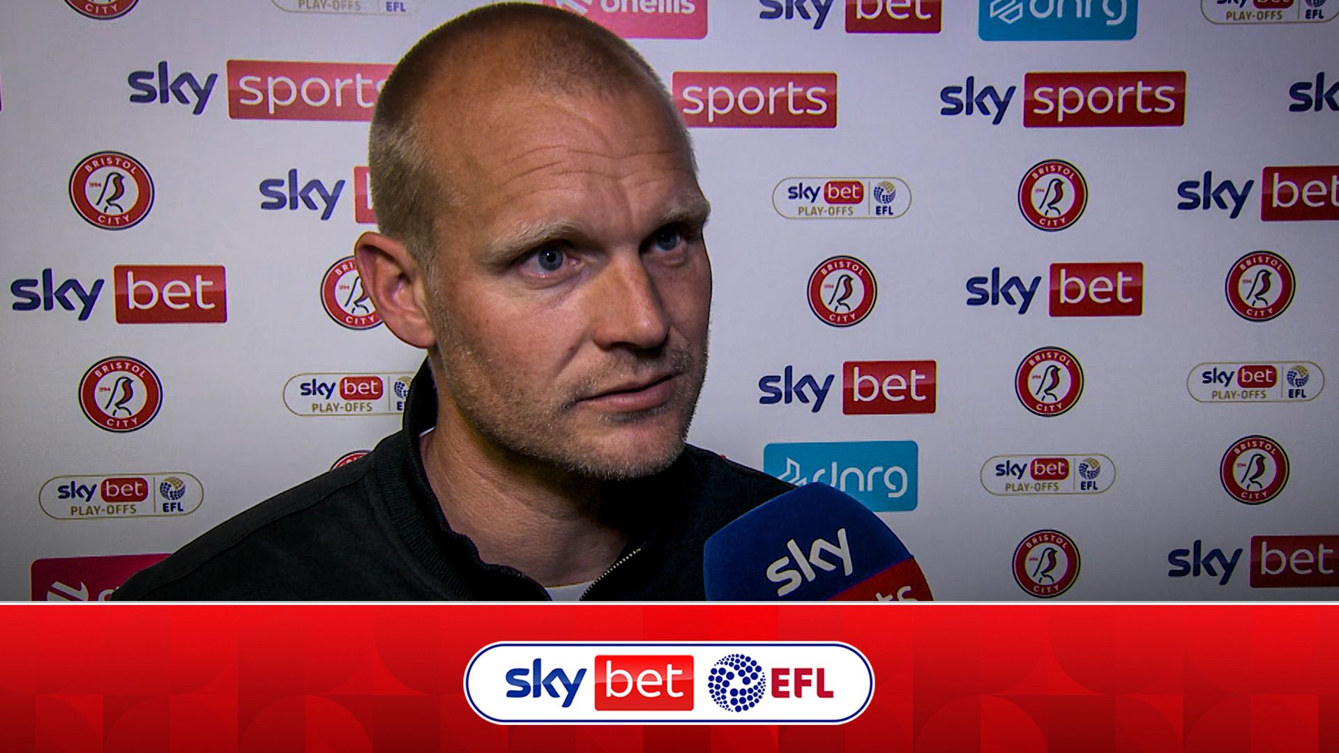 'It’s a disgrace' | Bristol City boss admits 'raising concerns' over ref