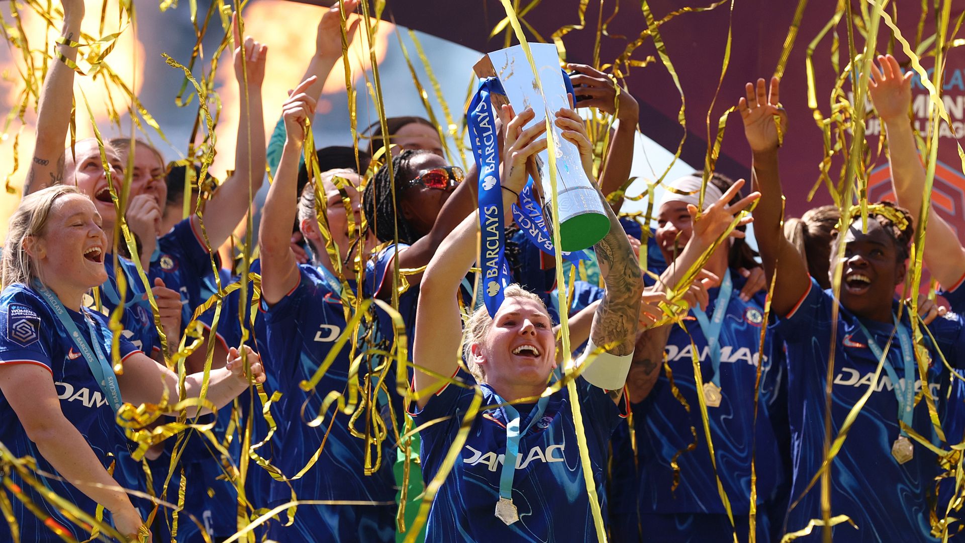 Chelsea beat Liverpool to complete unbeaten WSL season