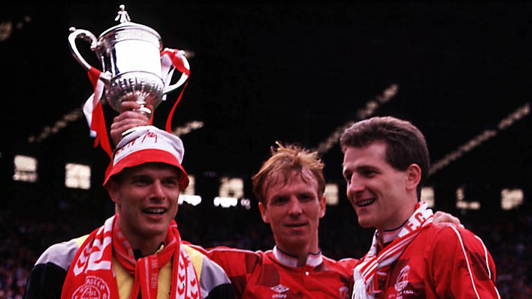 Aberdeen beat Celtic on penalties in the 1990 Scottish Cup final 