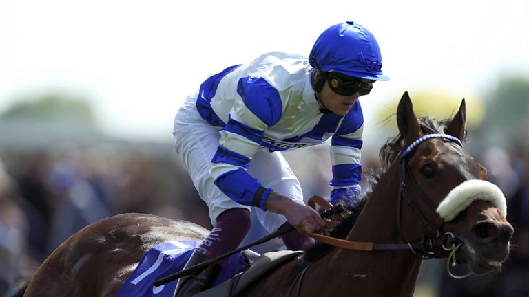 Almosh'her booked his Ebor ticket with success on the Knavesmire