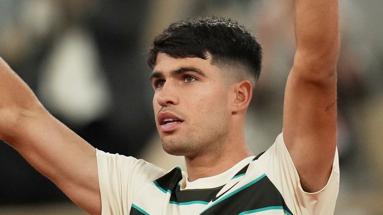 Carlos Alcaraz, French Open tennis (Associated Press)
