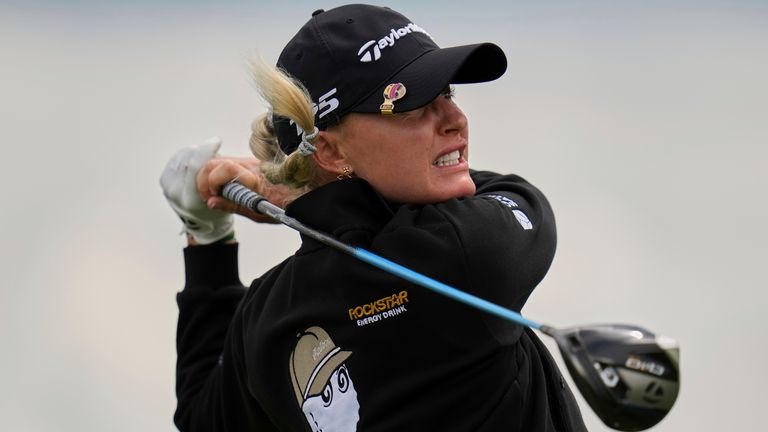 Charley Hull, of England, hits from the third tee during the first round of the U.S. Women's Open golf tournament at Erin Hills Thursday, May 29, 2025, in Erin, Wis. (AP Photo/Jeff Roberson)
