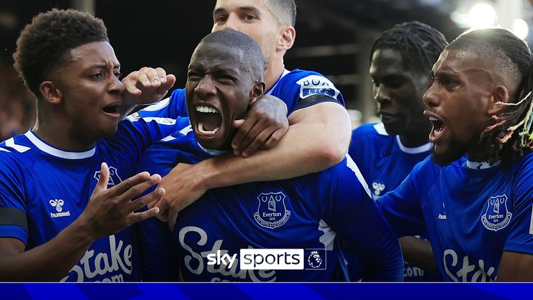 Doucoure celebrates Bournemouth