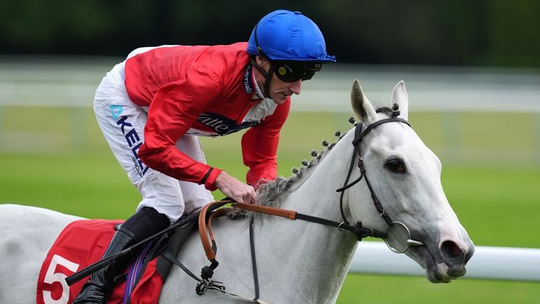 Estrange put on a show under Danny Tudhope