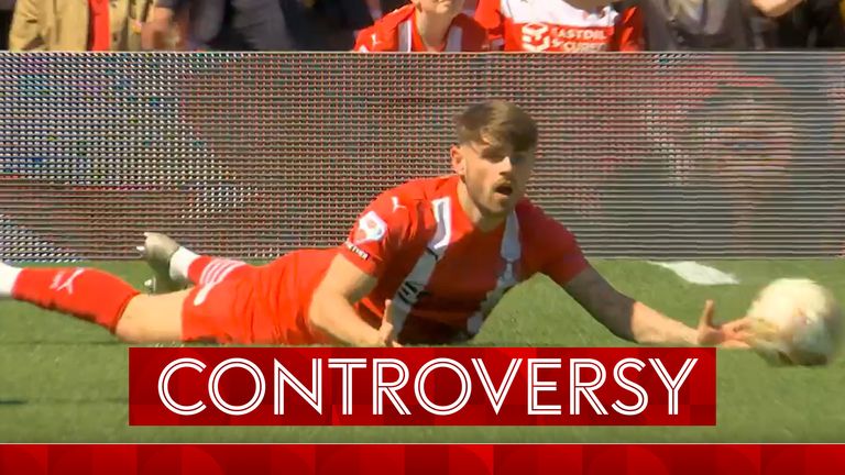Leyton Orient not given penalty
