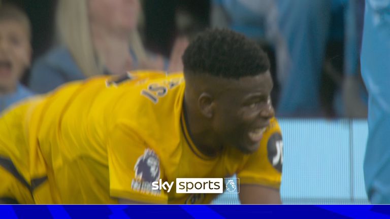 Wolves midfielder Marshall Munetsi vs Man City