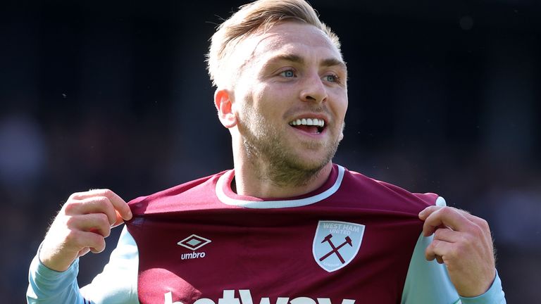 Jarrod Bowen celebrates after restoring West Ham's lead