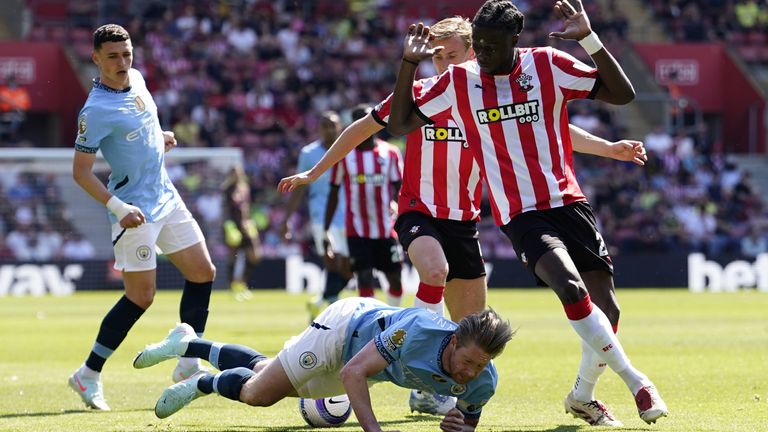 Manchester City's Kevin De Bruyne (left) is fouled by Southampton's Lesley Ugochukwu