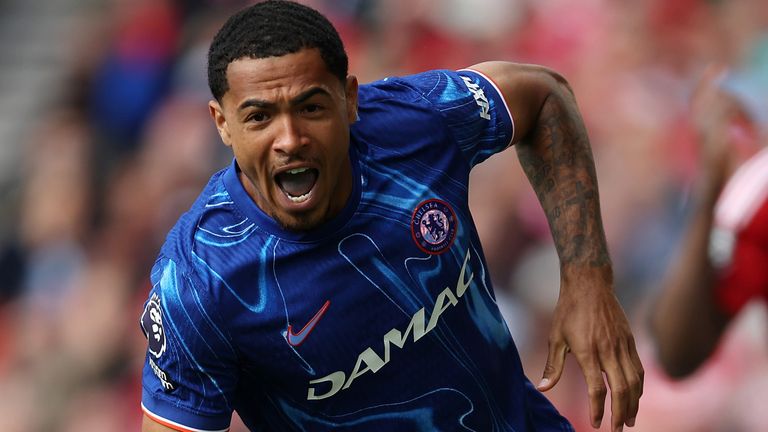 Nottingham, England - May 25: Chelsea's Levi Colwill celebrates his first goal in the Premier League match between Nottingham Forest and Chelsea FC and celebrates on May 25, 2025 in Nottingham City, England. (Chris Lee photo - Chelsea FC/Chelsea FC by Getty image)