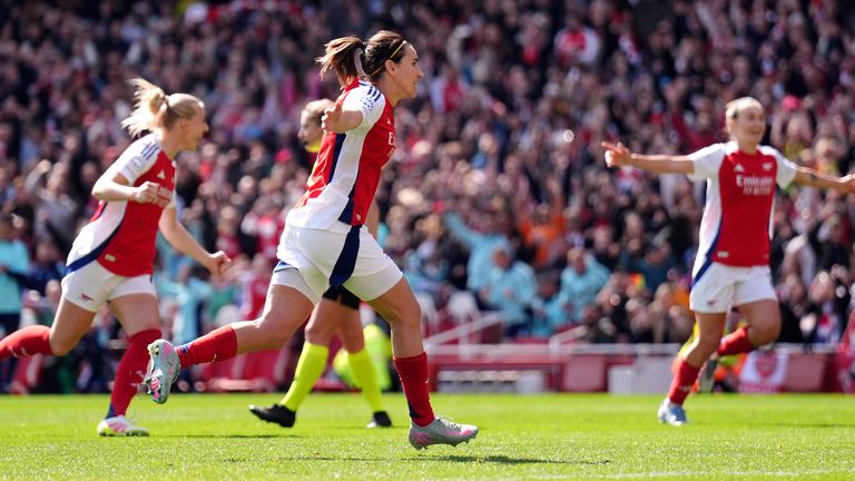 Mariona Caldentey scored from the penalty spot for Arsenal
