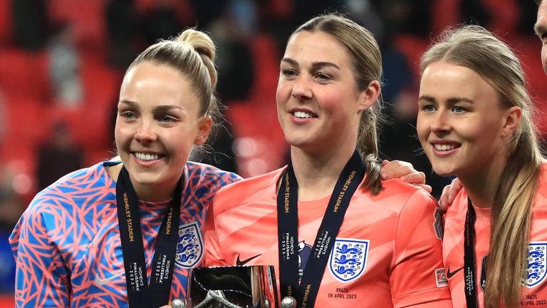 Hannah Hampton usurped Mary Earps as Sarina Wiegman's No 1 in recent months