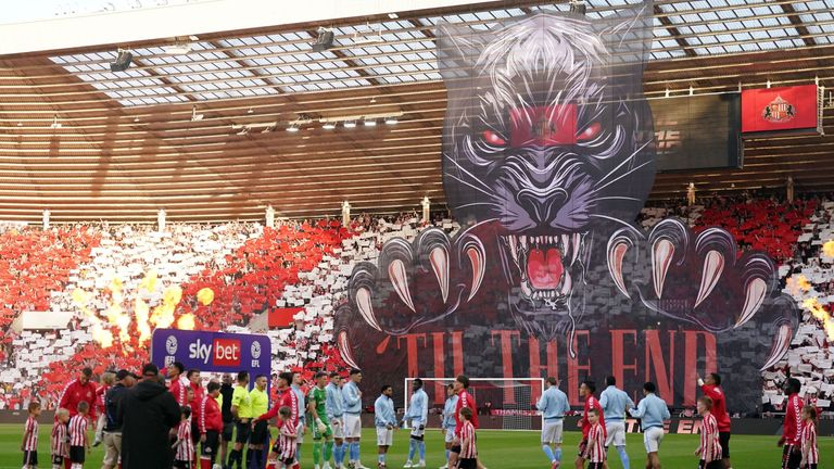 Sunderland fans revealed a tifo before the game