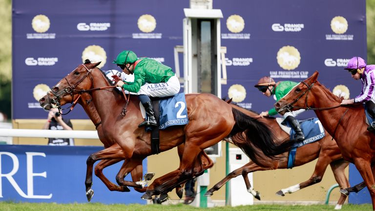 Zarigana (M. Barzalona) wins Emirates Poule d'Essai des Pouliches Gr.1 at Parislongchamp, France, 11/05/2025, photo: Zuzanna Lupa