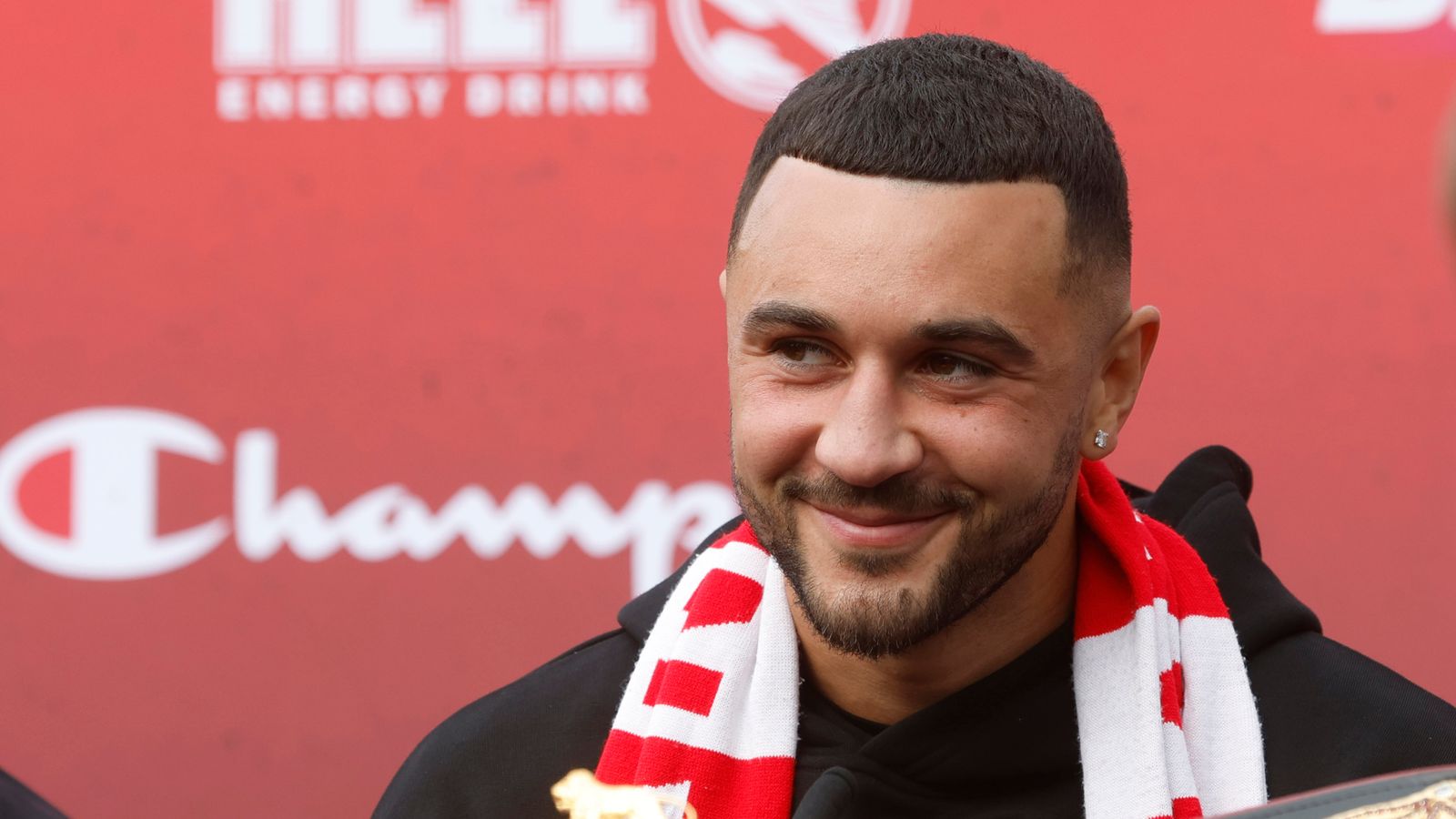 https://e0.365dm.com/25/06/1600x900/skysports-callum-simpson-boxing_6935392.jpg?20250605185348