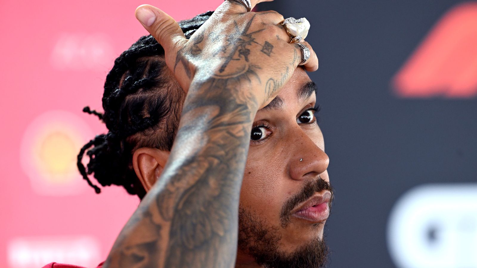 https://e0.365dm.com/25/06/1600x900/skysports-f1-lewis-hamilton_6932794.jpg?20250601192202