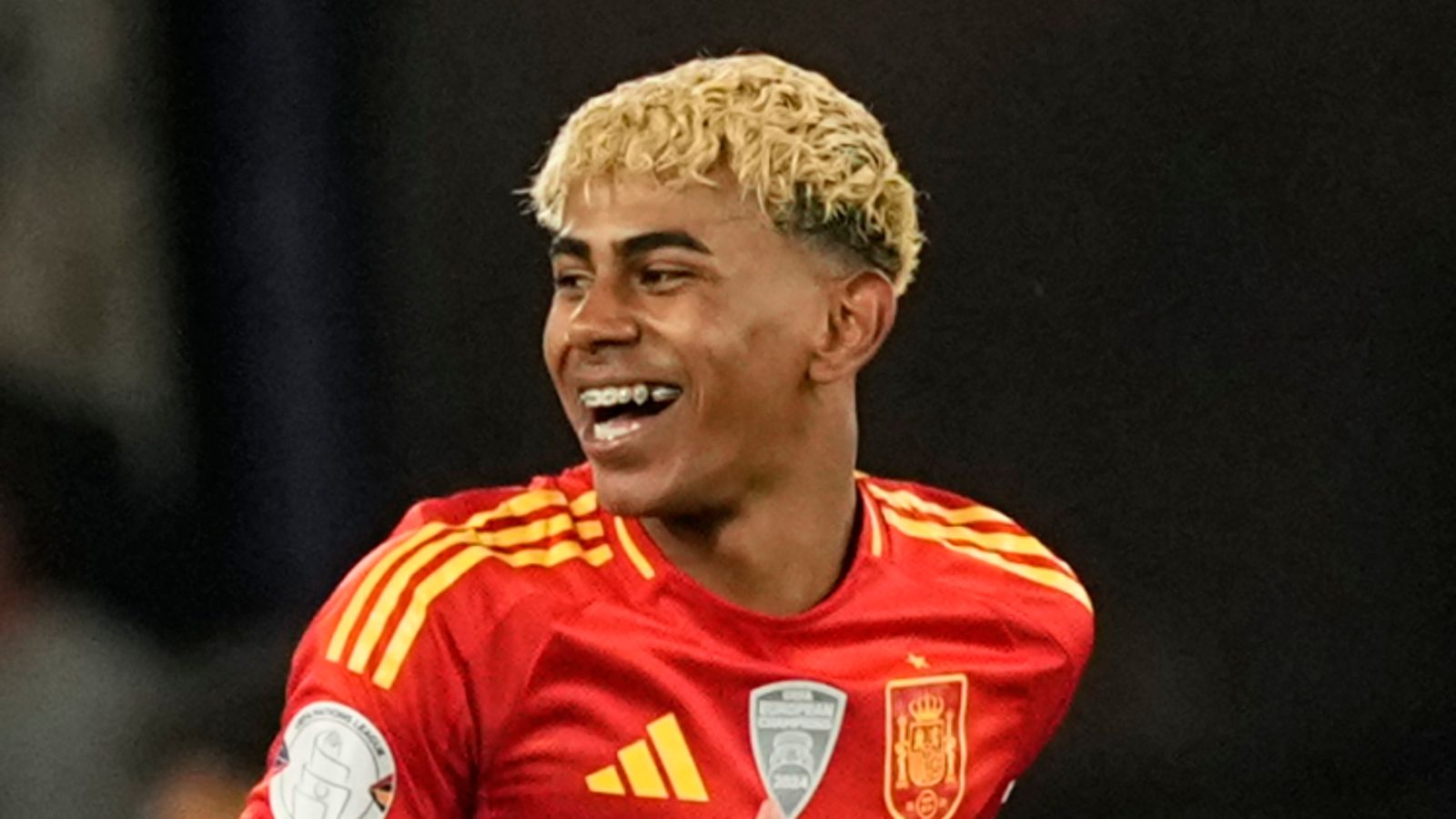 https://e0.365dm.com/25/06/1600x900/skysports-lamine-yamal-spain_6935513.jpg?20250605215043