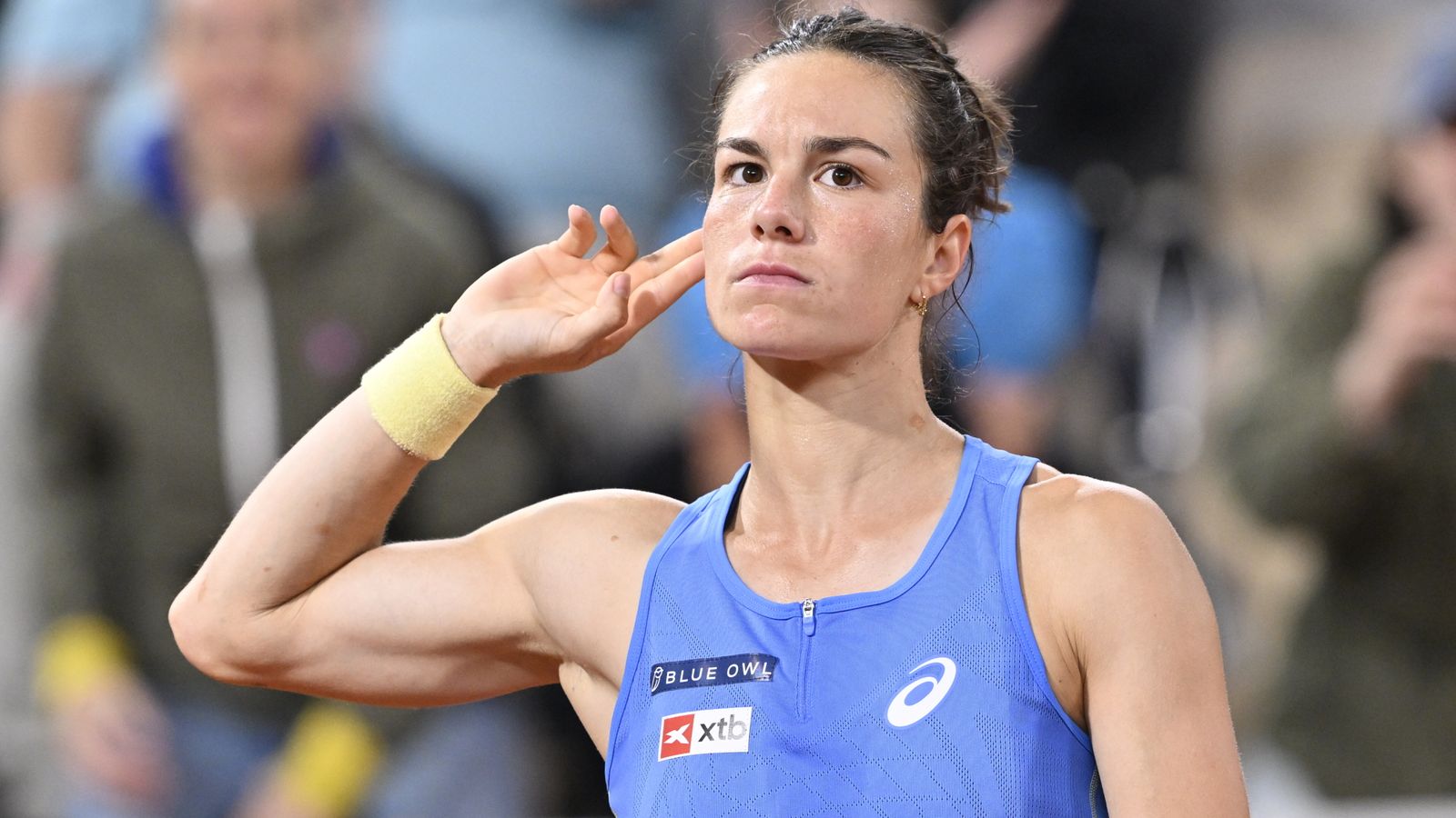 French Open: World No 361 Lois Boisson shocks Mirra Andreeva to set up semi-final with Coco Gauff | Tennis News