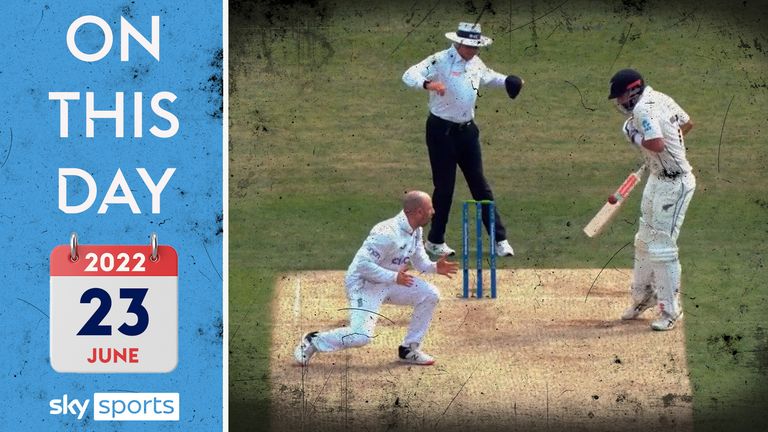 Jack Leach 