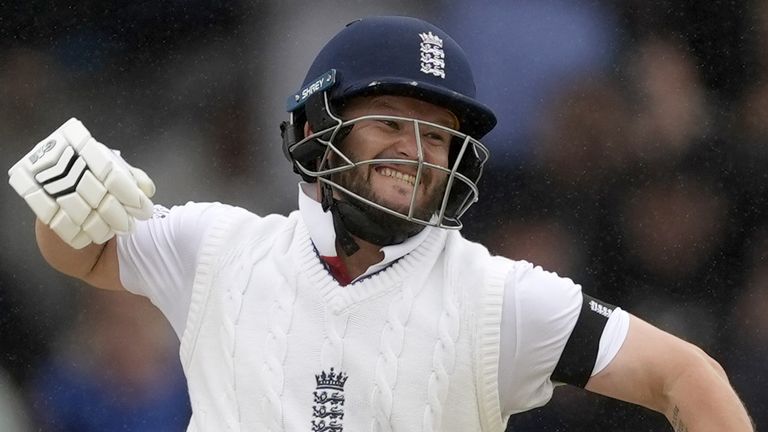 Ben Ducket, England vs India, first Test, Headingley
