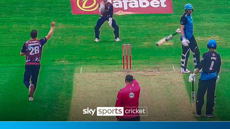 T20 Blast: Sanderson claims astonishing hat-trick for Steelbacks