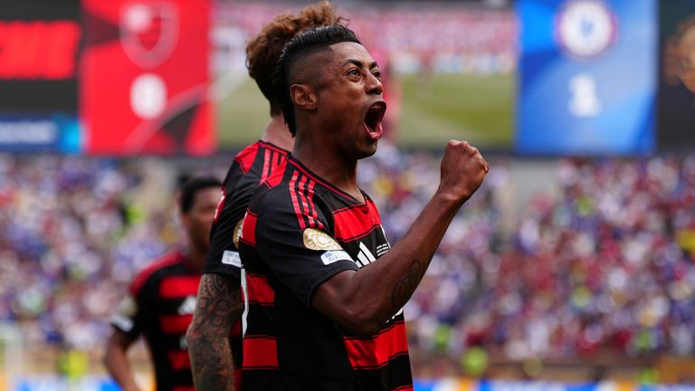 Bruno Henrique scoring Flamengo's second goal