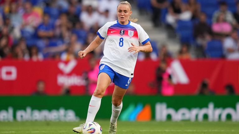 Georgia Stanway made her return to the Lionesses starting line-up vs Spain