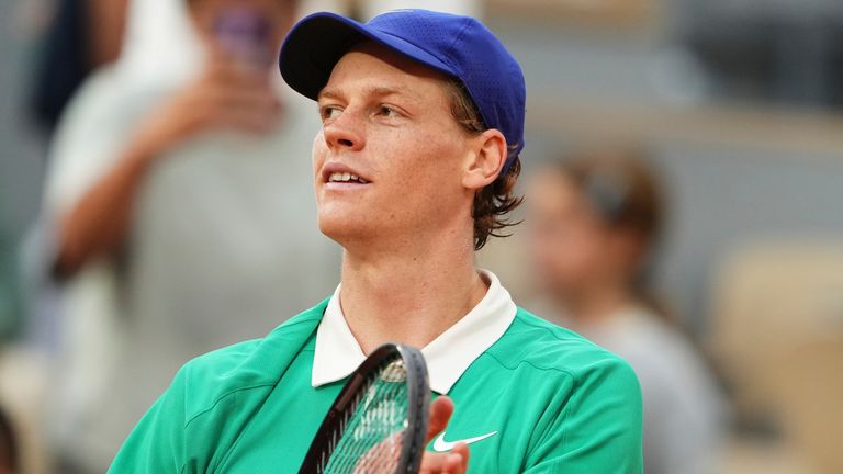 Italy's Jannik Sinner celebrates as he won the quarterfinal match of the French Tennis Open against Kazakhstan's Alexander Bublik at the Rol