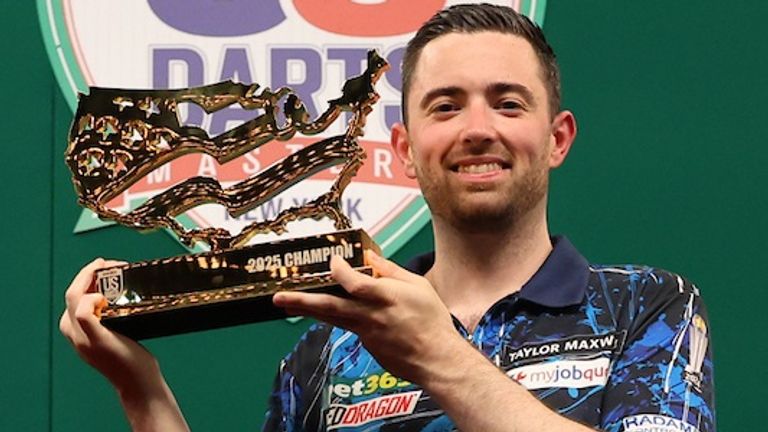 June 28, 2025; New York, NY; Nathan Aspinall v Luke Humphries during the Finals of the US Darts Masters of the 2025 bet365 US Darts Masters at the Theater at Madison Square Garden in New York, NY. Mandatory Credit: Matt Heasley/PDC
