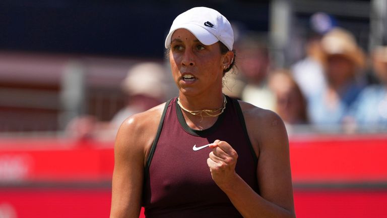 Madison Keys of the United States reacts as she wins a point against Russia's Diana Shnaider during a women's singles quarterfinal match at the Queens Club grass court tennis championships in London, Friday, June 13, 2025. (AP Photo/Joanna Chan)