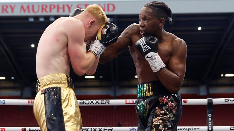 BEN SHALOM BOXXER PRESENTS.ONE OF OUR OWN SIMPSON V ZUCCO.OAKWELL STADIUM, BARNSLEY 07/06/2025.PIC LAWRENCE LUSTIG/BOXXER.(PICS FREE FOR EDITORIAL USE ONLY).SUPER MIDDLEWEIGHT CONTEST.MARK JEFFERS V SEAN HEMPHILL