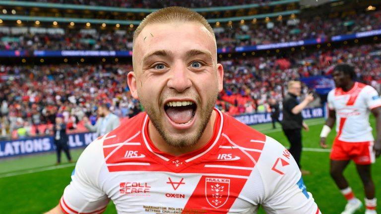 Mikey Lewis came up with the clutch moment as Hull KR won the Challenge Cup