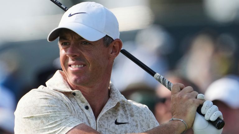 Rory McIlroy, of Northern Ireland, tees off on the 15th hole during the first round of the U.S. Open golf tournament at Oakmont Country Club Thursday, June 12, 2025, in Oakmont, Pa. (AP Photo/Gene J. Puskar)