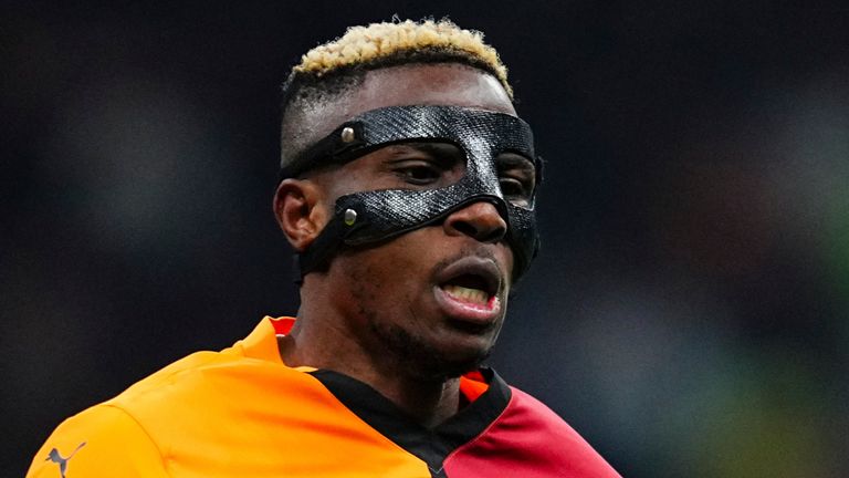 24 Şubat 2025: Victor Osimhen // Bir Türk Süper Lig oyunu sırasında Galatasaray vs Fenerbahce, Rams Park, İstanbul, Türkiye.