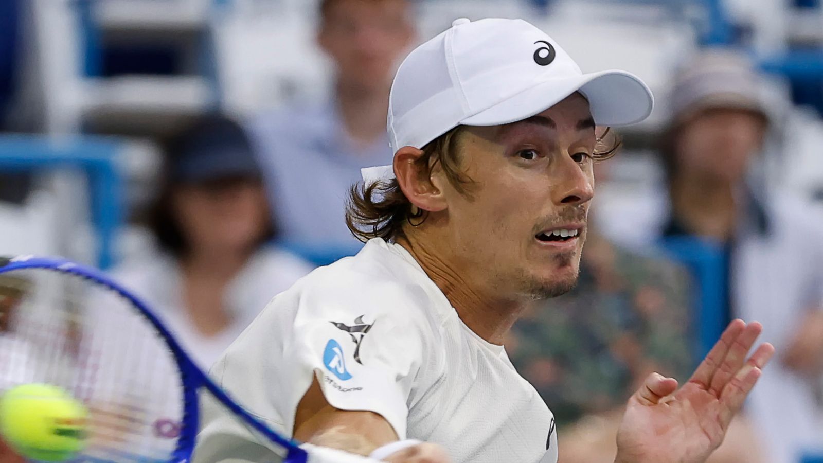https://e0.365dm.com/25/07/1600x900/skysports-alex-de-minaur-tennis_6975697.jpg?20250728063206