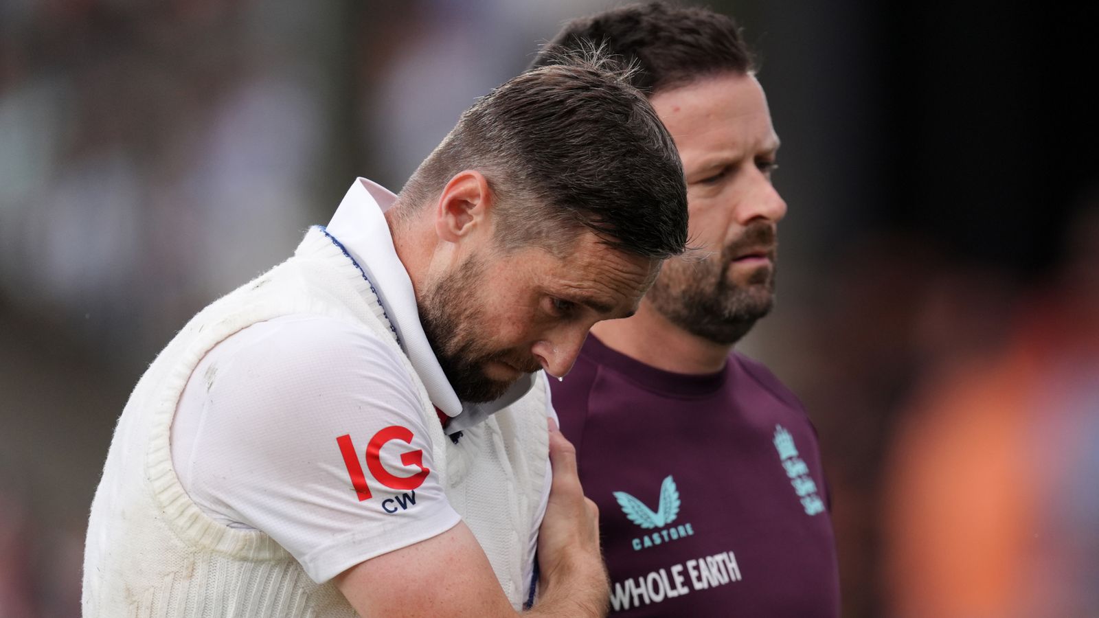 England vs India: Chris Woakes ruled out of remainder of final Test after injuring shoulder on opening day
