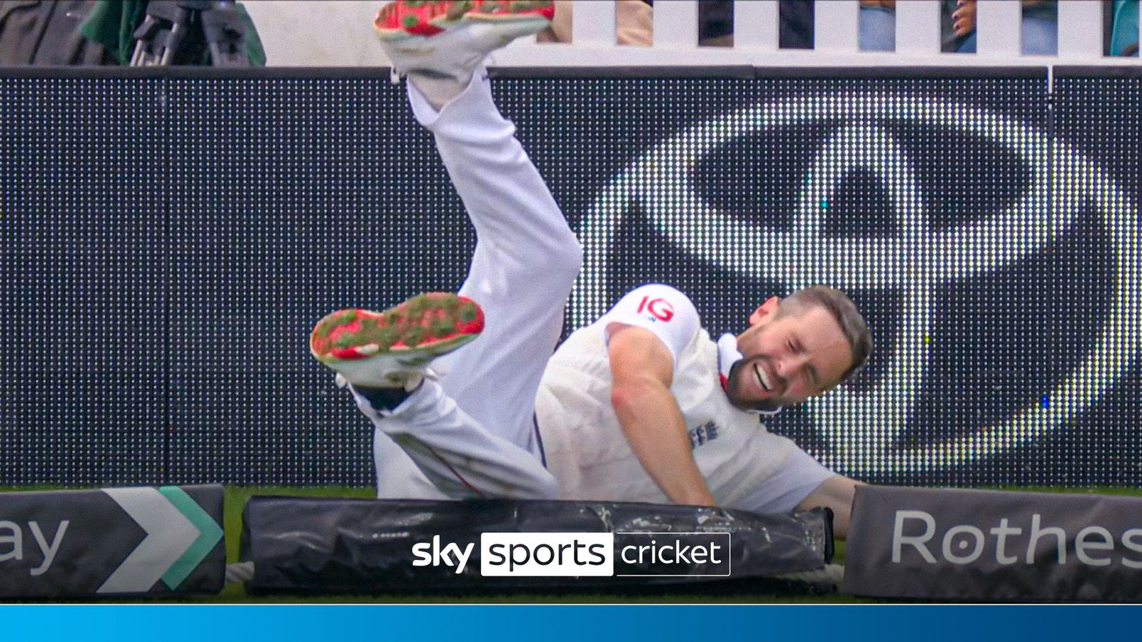 https://e0.365dm.com/25/07/1600x900/skysports-chris-woakes_6979309.jpg?20250731191149