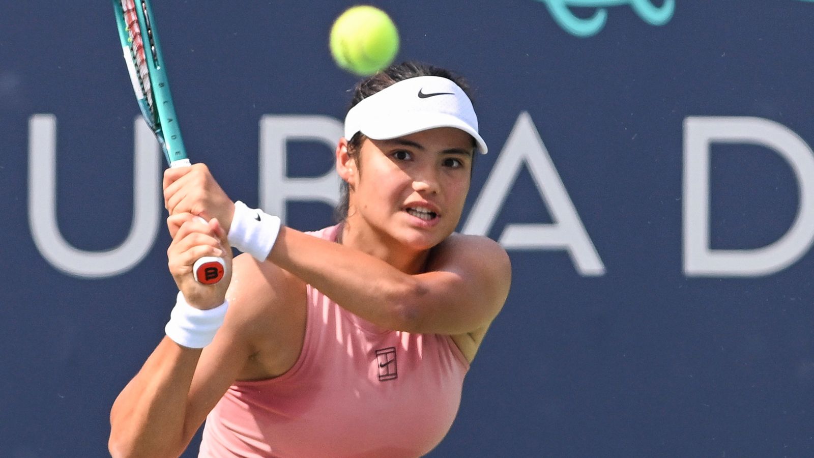 https://e0.365dm.com/25/07/1600x900/skysports-emma-raducanu-tennis_6972195.jpg?20250724071829