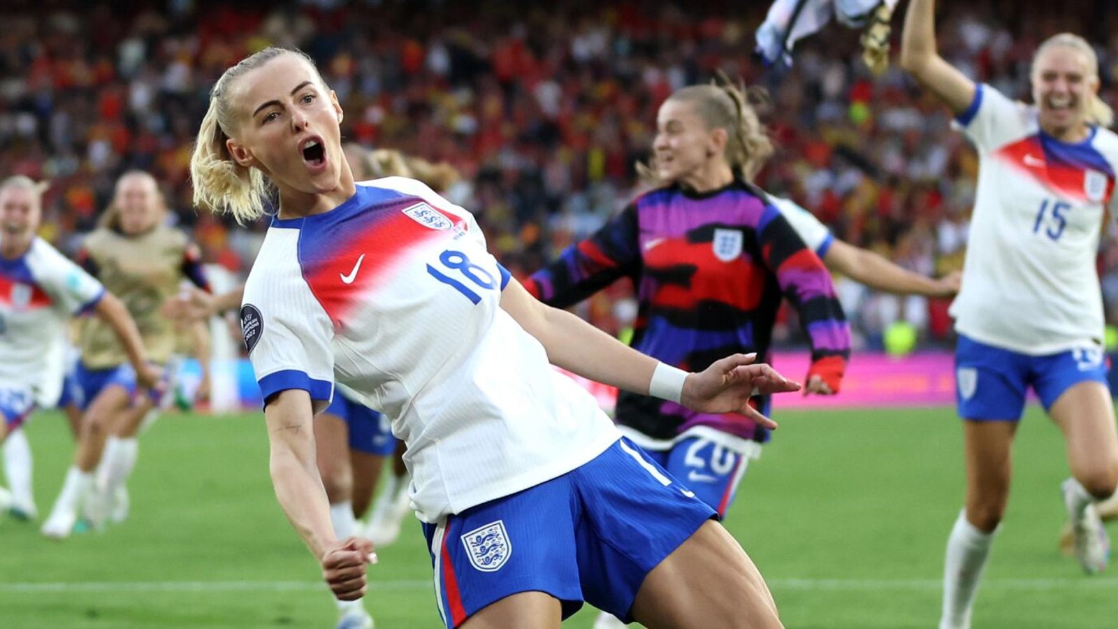 https://e0.365dm.com/25/07/1600x900/skysports-england-spain-euro-2025_6975507.jpg?20250727195727