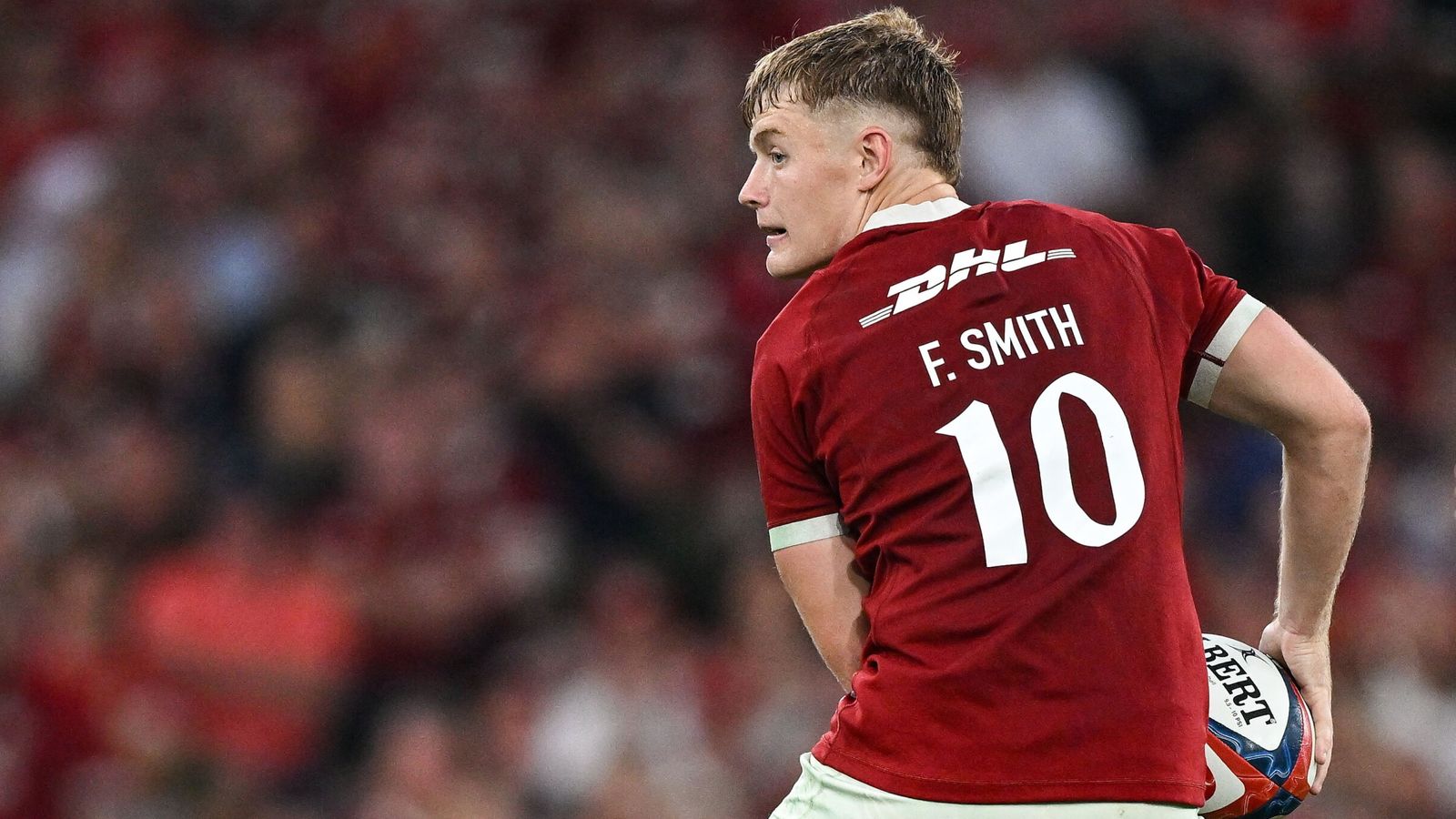 https://e0.365dm.com/25/07/1600x900/skysports-fin-smith-rugby-lions_6955476.jpg?20250702150659