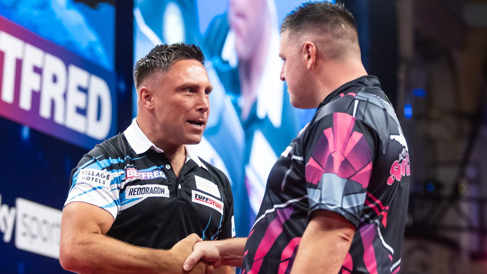 https://e0.365dm.com/25/07/1600x900/skysports-gerwyn-price-daryl-gurney_6970388.jpg?20250721230732