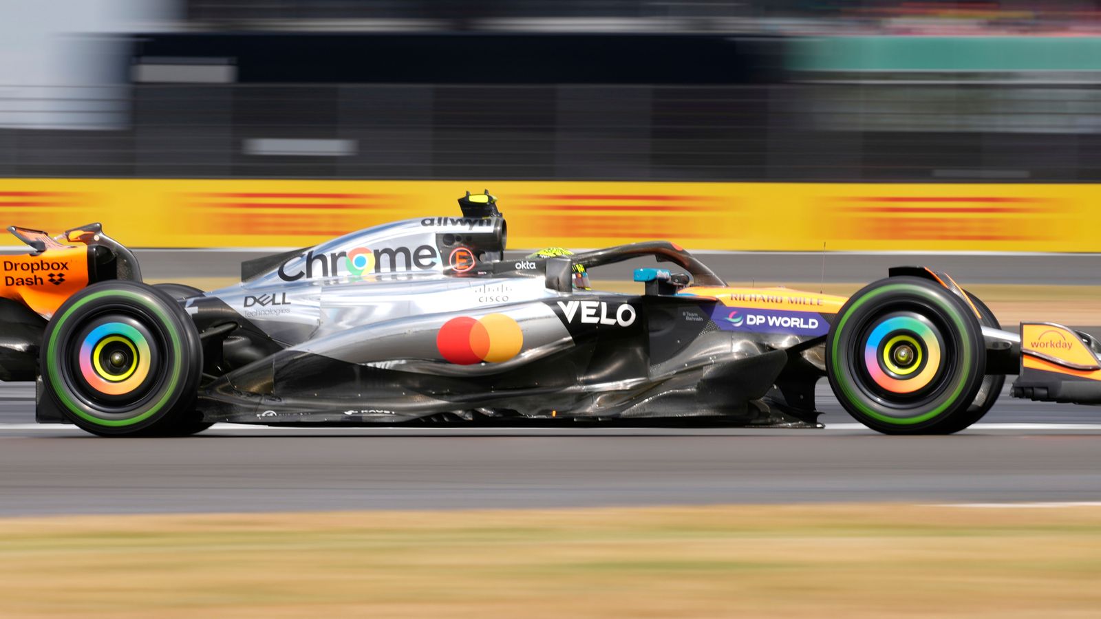 https://e0.365dm.com/25/07/1600x900/skysports-lando-norris-mclaren_6958687.jpg?20250706164818