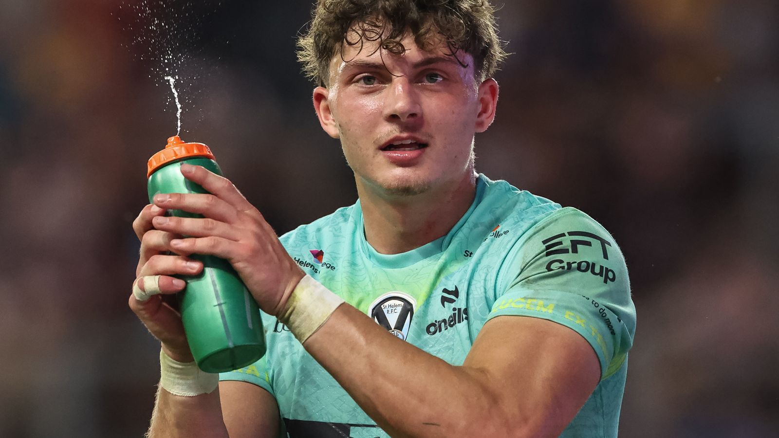 Super League: St Helens in 6-0 win over Leeds as Wigan fight back to beat Huddersfield amid Sir Billy Boston tributes | Rugby League News