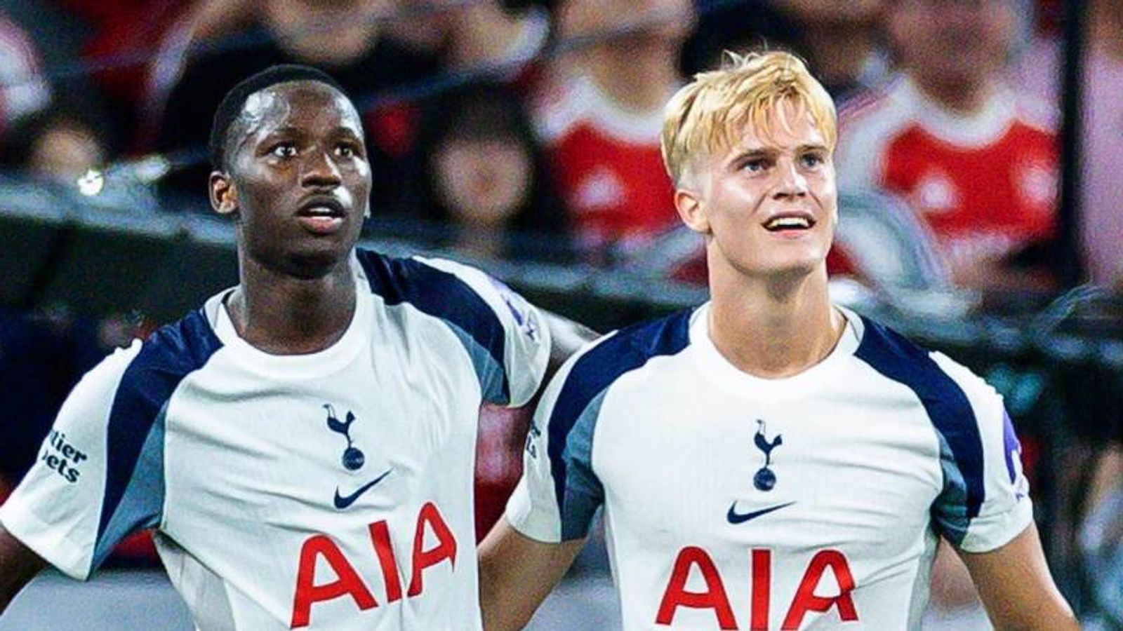 Arsenal 0-1 Tottenham: Pape Sarr scores long-range screamer as Viktor Gyokeres makes debut for Gunners - Sky Sports