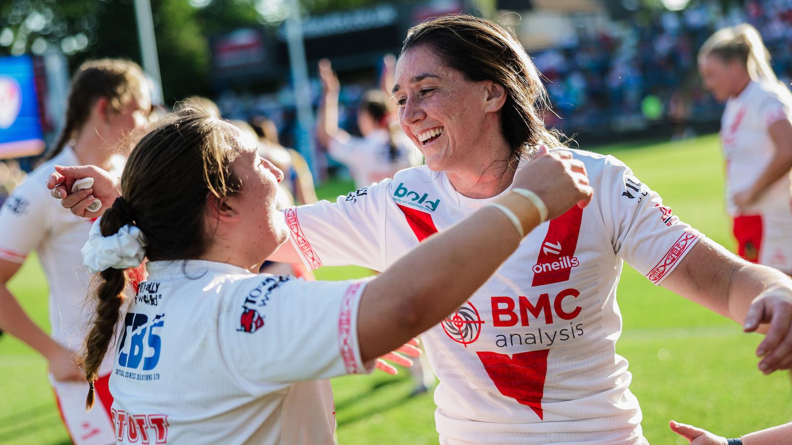 Final-kick drama as St Helens Women beat Leeds to go top