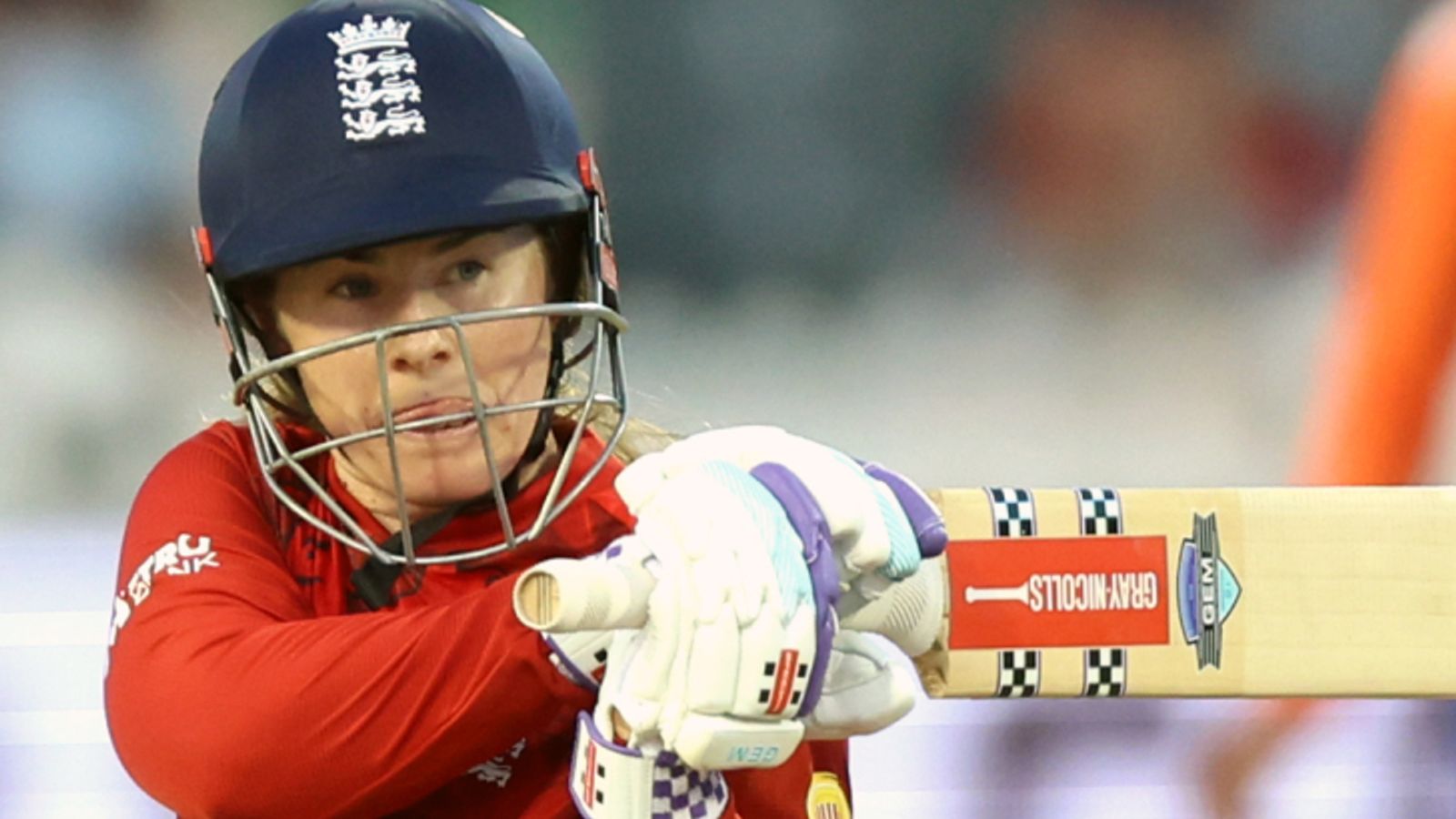 England face India in must-win women's T20 at the Kia Oval LIVE!